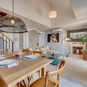 https://penthouse-marbella.es-andalucia.com