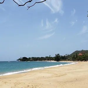 https://wave-view-village-beach-front-luxury-spot.comcaribbean.com