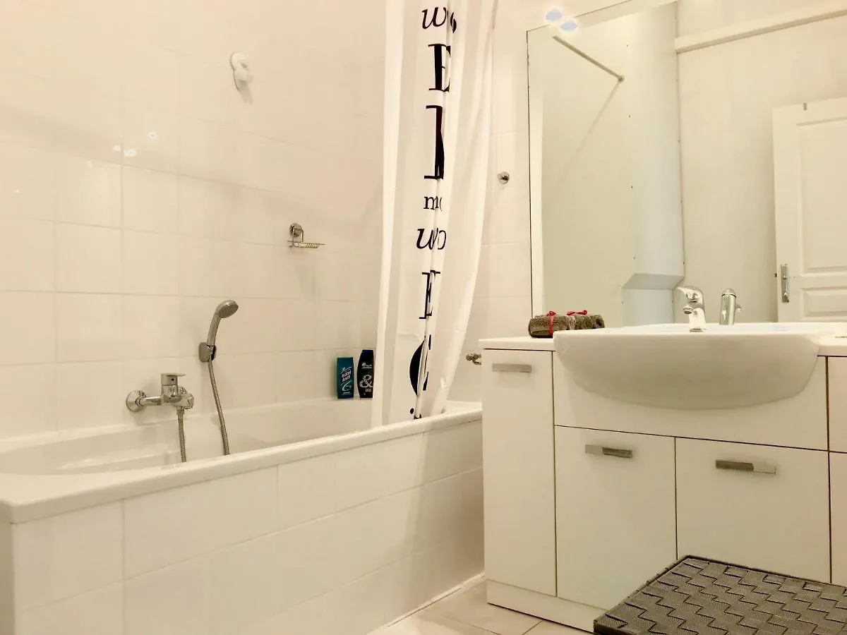 Le 'Philibert' Apartment Nice 0*,  France